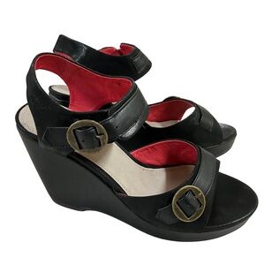 Esska Wake Black Leather Wedge Sandal, New in Box